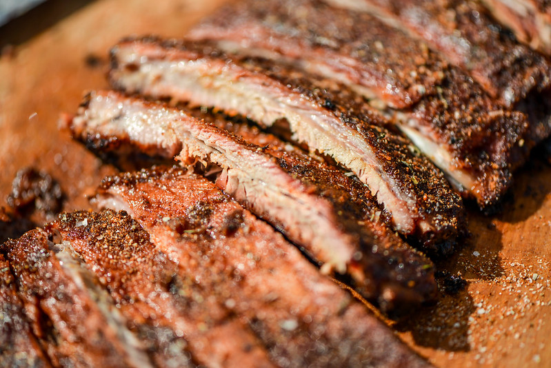 Achieve BBQ Invincibility: Easy Memphis Style Dry Ribs Recipe